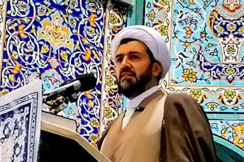 امام جمعه اسلامشهر از شهرستانی خواندن مترو این شهر انتقاد کرد